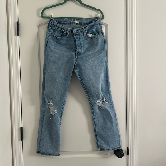 Levi’s-Wedgie Straight - Picture 1 of 2